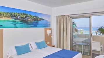 Habitación doble, balcón, vistas al mar | 1 dormitorio, escritorio, espacio para trabajar con un portátil