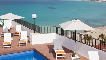 4 piscinas al aire libre, sombrillas, tumbonas