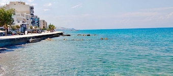 Great Greece Le Convivial Suites