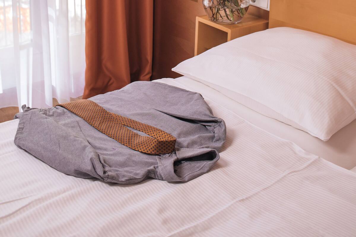 Hochwertige Bettwaren, Pillowtop-Betten, Zimmersafe, Schreibtisch