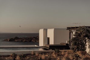 Ananea Suite Private Pool & Panoramic Sea View | Cadar kapas Mesir, peralatan tempat tidur premium, gebar bulu kapas 