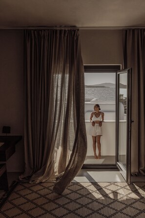 Suite Sea View | 1 bedroom, Egyptian cotton sheets, premium bedding, down comforters - Ananea Mykonos - Adults Only  (Mykonos)