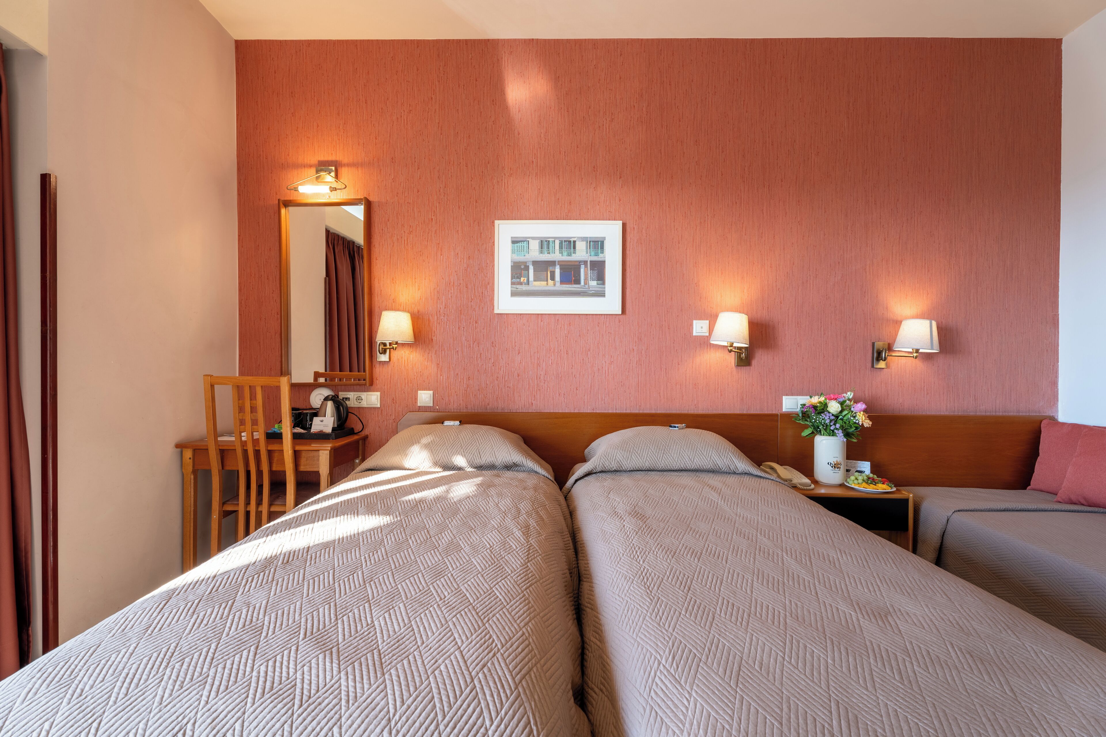 Photo - Queen Olga Hotel