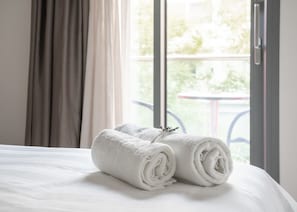 Literie de qualité, lit avec matelas Select Comfort, coffre-fort