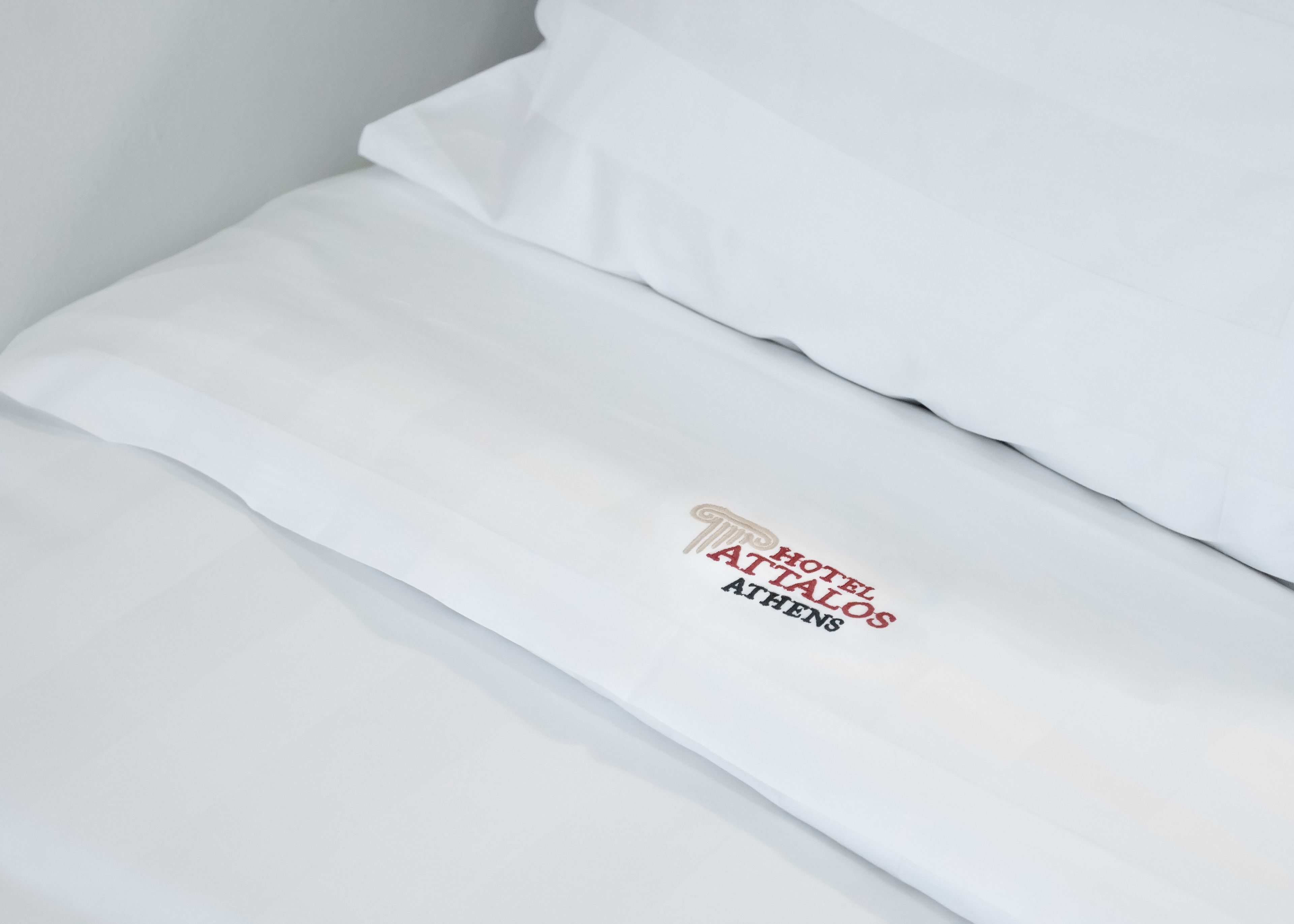 single room | premium bedding, select comfort beds, in-room safe