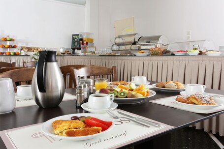 Attalos Hotel - Image 23