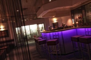 Bar (on property) - Center Hotel Mainfranken (Bamberg)