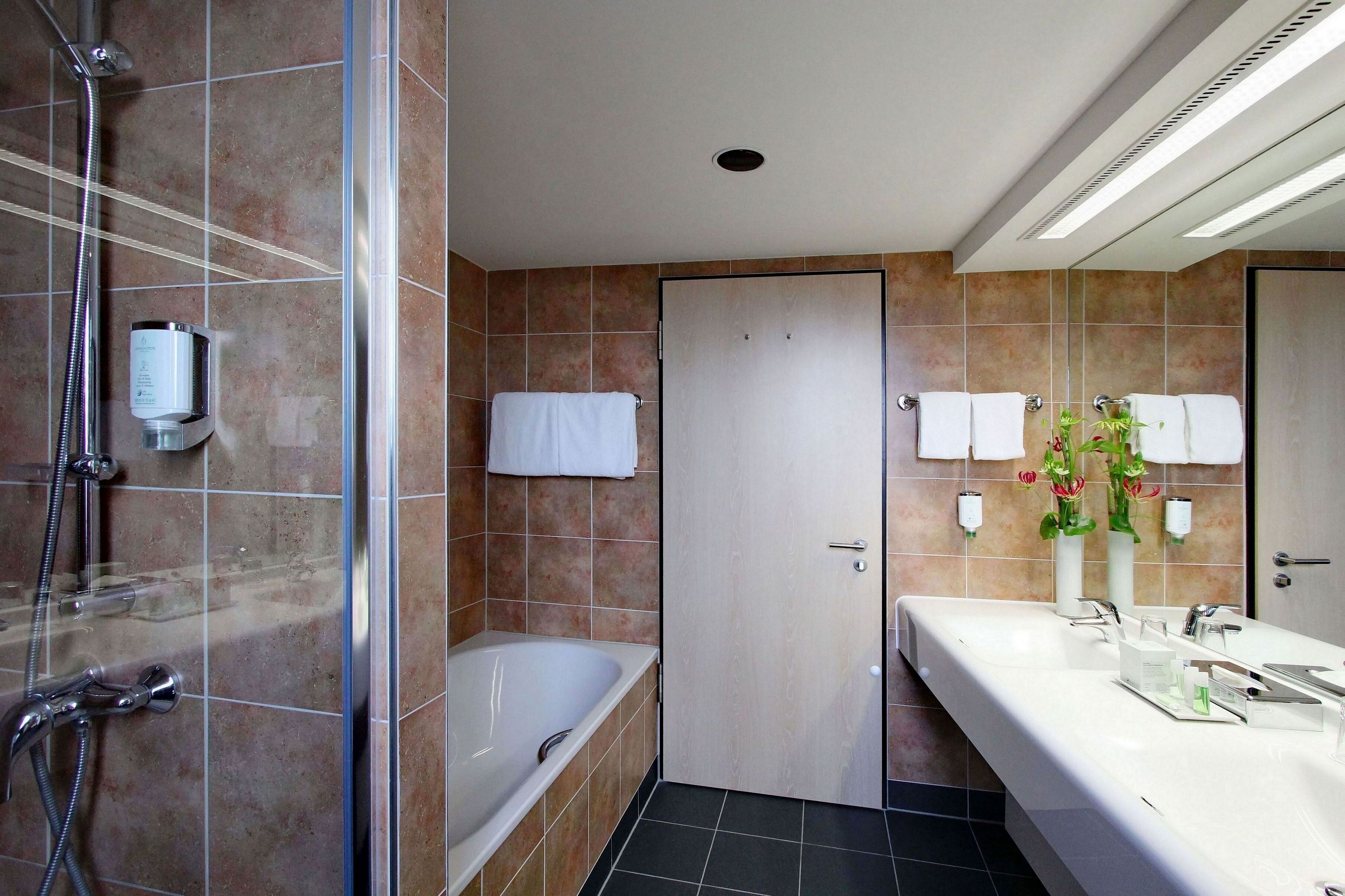 suite | 1 bedroom, in-room safe, desk, blackout curtains