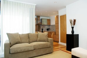 Living area - My Place Apartments (Dublin)