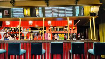 Bar (en la propiedad)