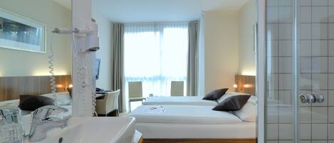 Design Room, 1 Double Bed (Quiet Location) | Bathroom