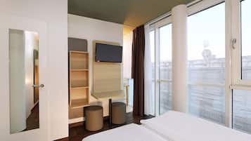 Double Room | Soundproofing, free WiFi, bed sheets