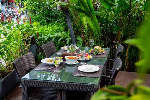 Breakfast, lunch, dinner served; Thai cuisine, pool views