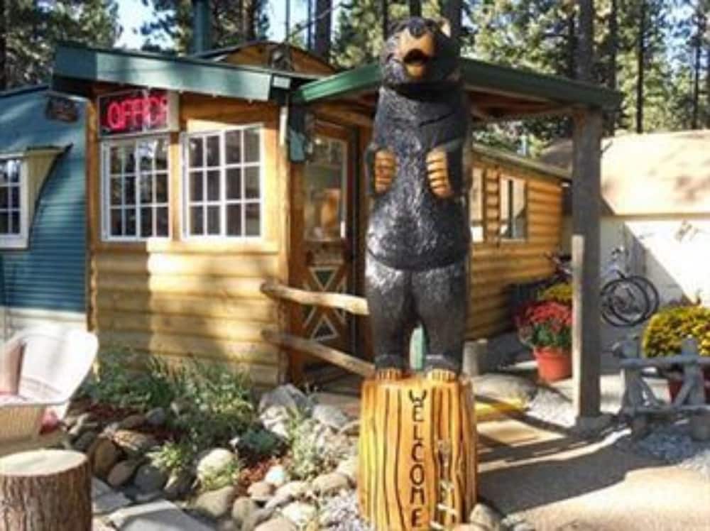 Heavenly Valley Lodge by null