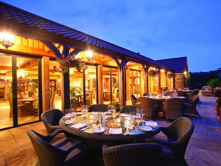 Breakfast, lunch, dinner served; pool views