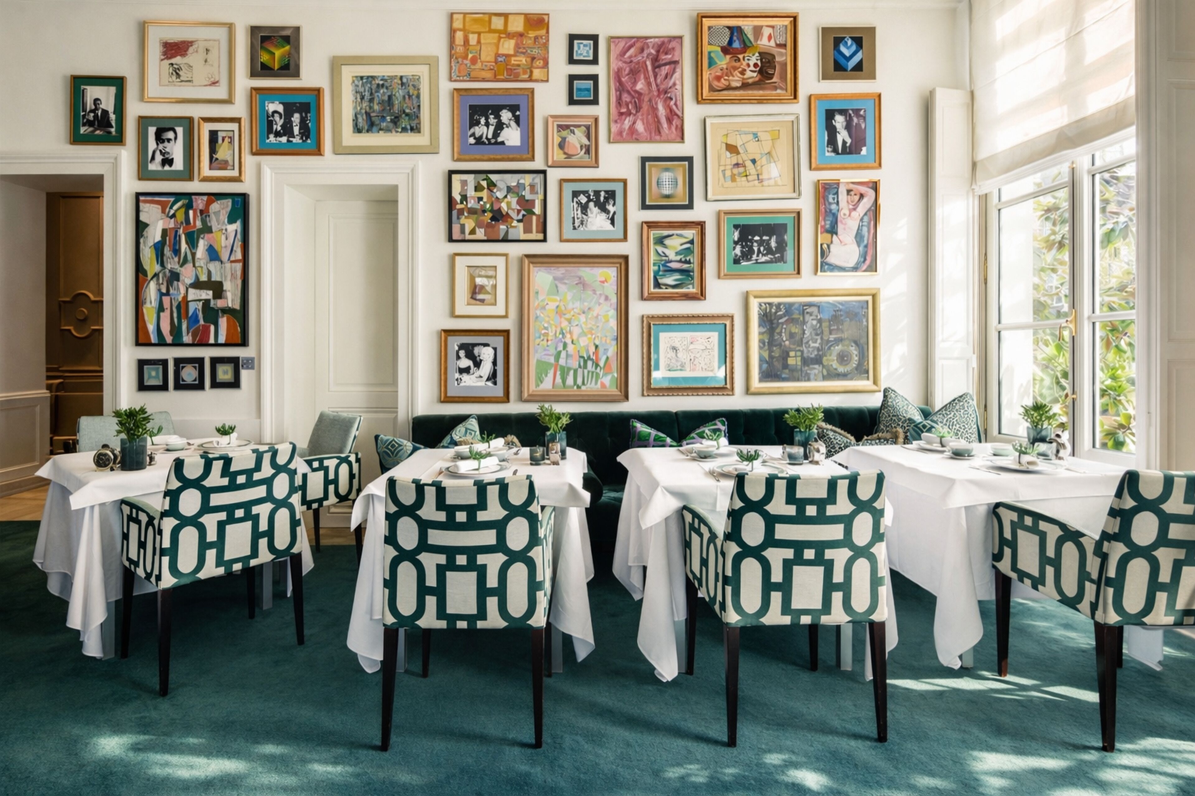 فطور إنجليزي يوميًا بتكلفة قدرها (30 EUR للشخص)