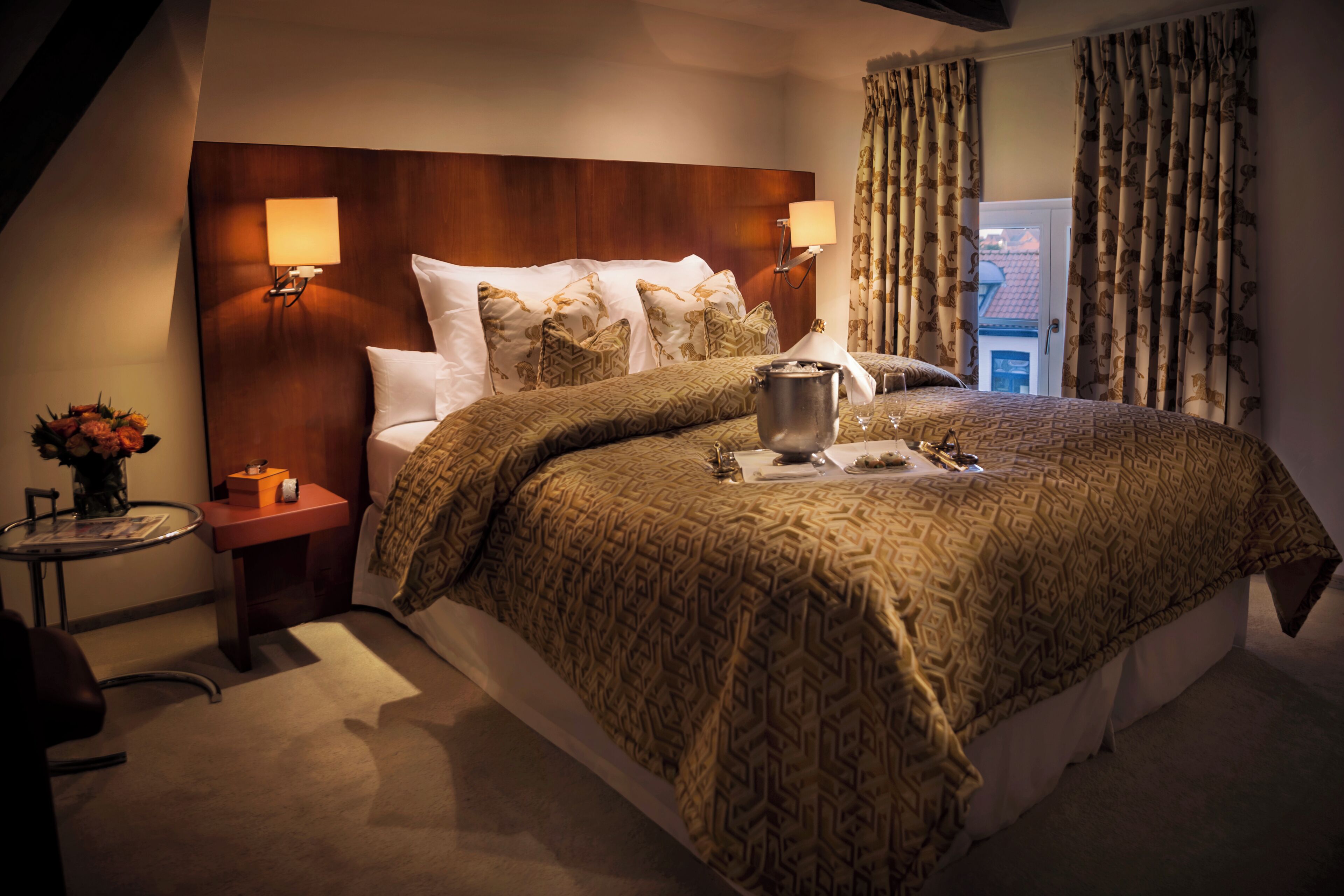 Junior-Suite | Hochwertige Bettwaren, Daunenbettdecken, Minibar, Zimmersafe