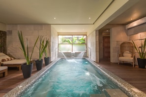 Espace de soins en plein air, soins d'hydrothérapie, soins du visage