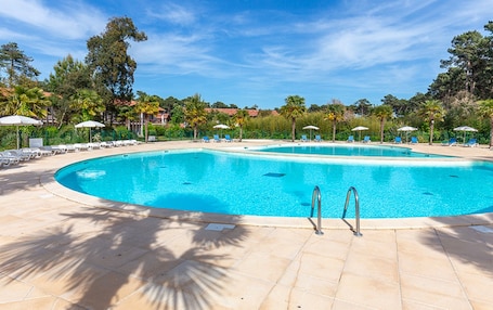 Piscina all'aperto. Vacancéole – l’Allée des Dunes – Ondres Plage