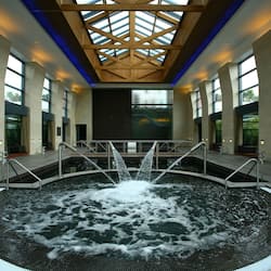Tina de hidromasaje interior