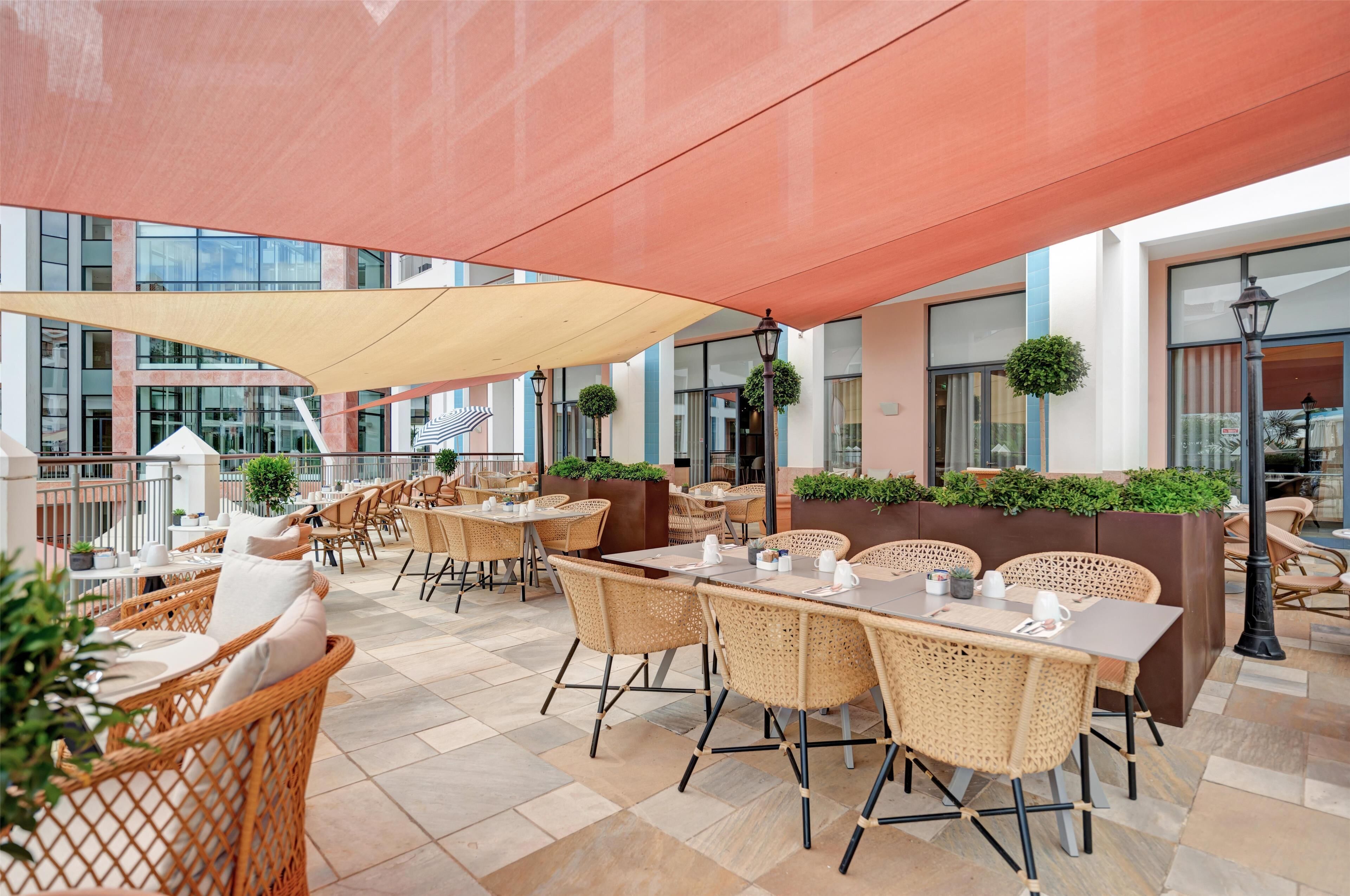 Hilton Vilamoura As Cascatas Golf Resort & Spa - Image 8