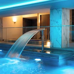 Sauna a vapor, banho turco/hammam, tratamentos corporais, aromaterapia