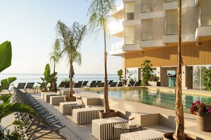 Outdoor pool, sun loungers