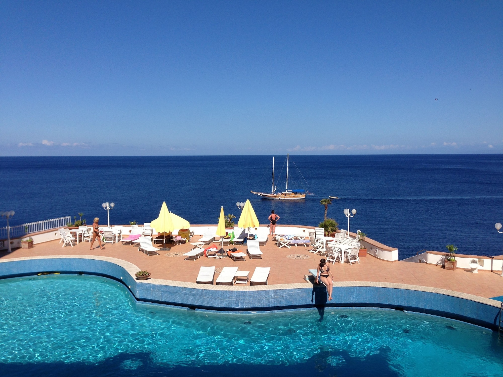 4 Star Hotels