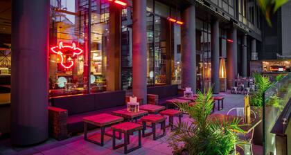 DoubleTree by Hilton Manchester - Piccadilly