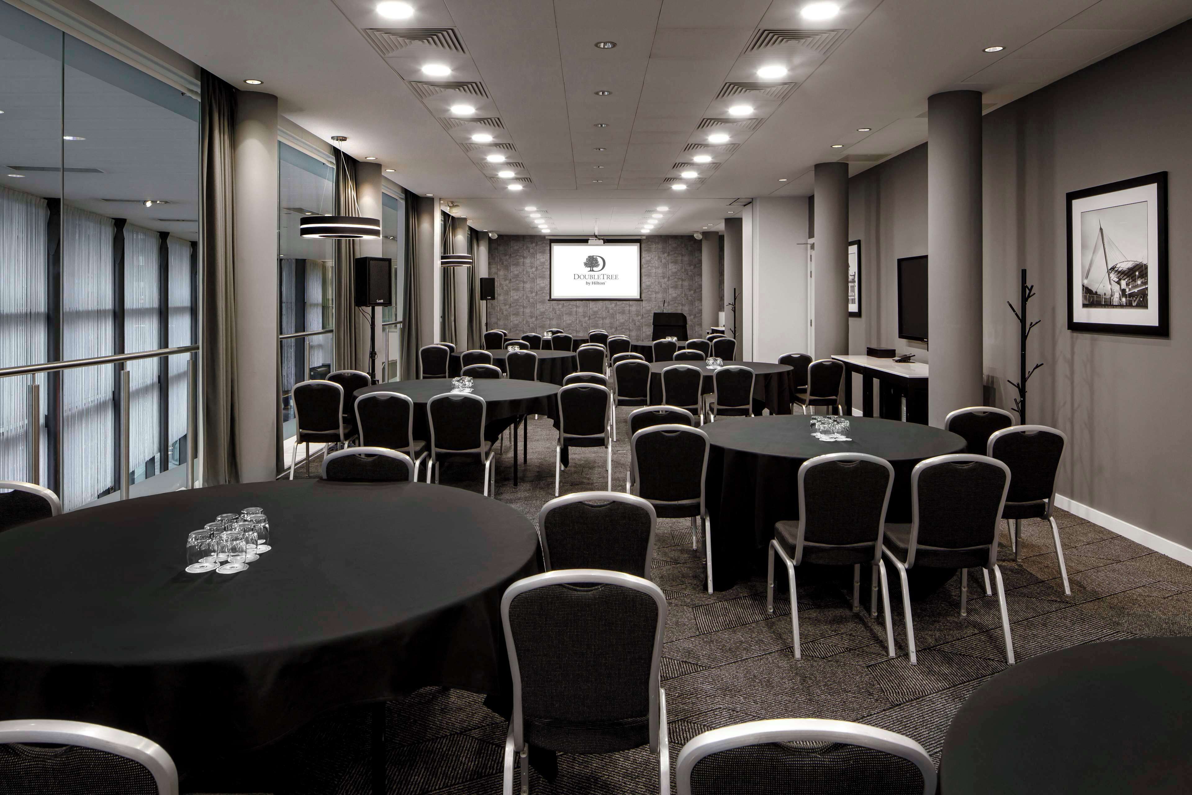 Photo - DoubleTree by Hilton Manchester - Piccadilly