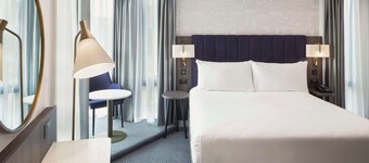 DoubleTree by Hilton Manchester - Piccadilly