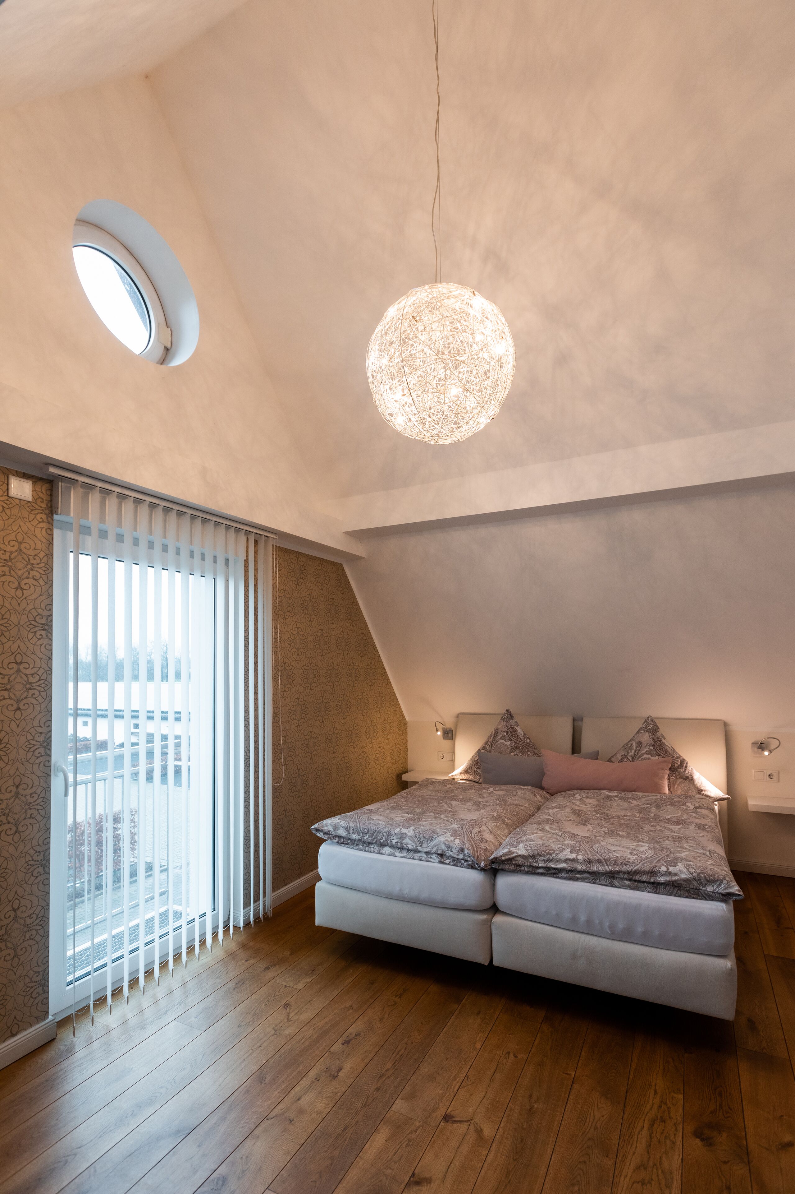 double room | in-room safe, desk, iron/ironing board, cots/infant beds