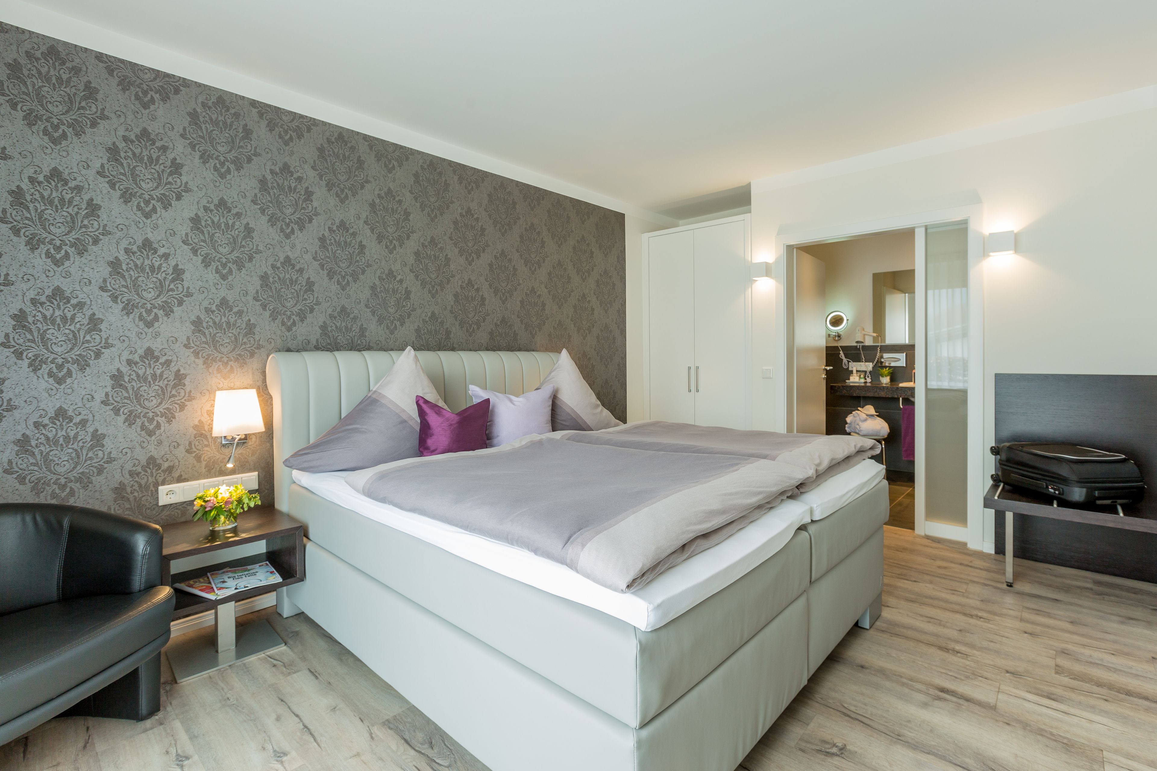 double room | in-room safe, desk, iron/ironing board, cots/infant beds