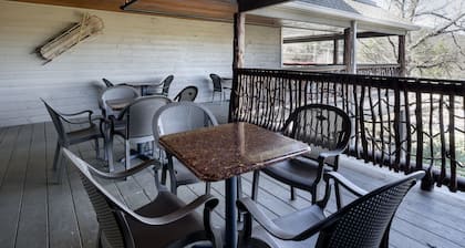 La Quinta Inn & Suites by Wyndham Boone University