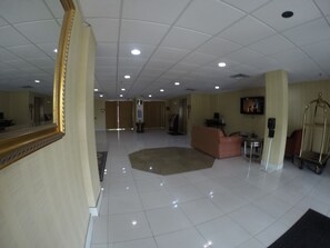Lobby sitting area - Jameson Inn and Suites Riverdale (Riverdale)