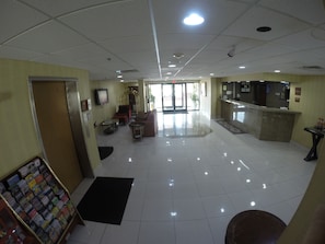 Lobby lounge - Jameson Inn and Suites Riverdale (Riverdale)
