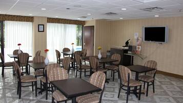 Free continental breakfast