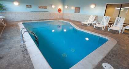 Comfort Suites Speedway - Kansas City