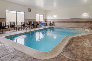 Indoor pool - Comfort Suites Speedway - Kansas City (Kansas City)