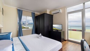  Executive Deluxe Room , Sea View | Memory foam beds, minibar, in-room safe, desk - Nha Trang Lodge Hotel (Nha Trang)