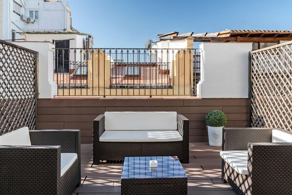 Hochwertige Bettwaren, Daunenbettdecken, Minibar, Zimmersafe