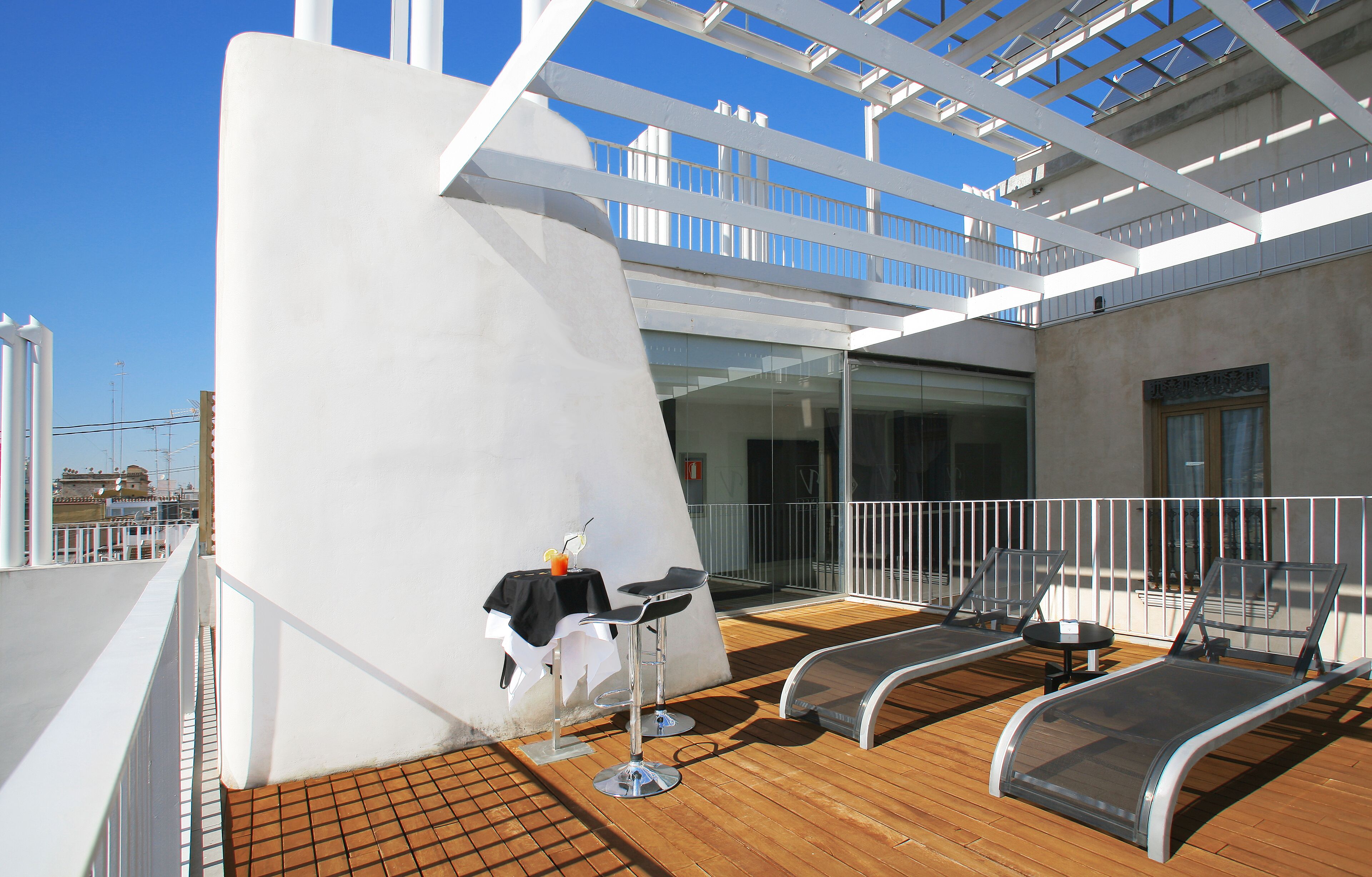 sun deck