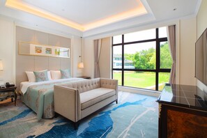 Chambre Deluxe, vue lac | Vue de la chambre