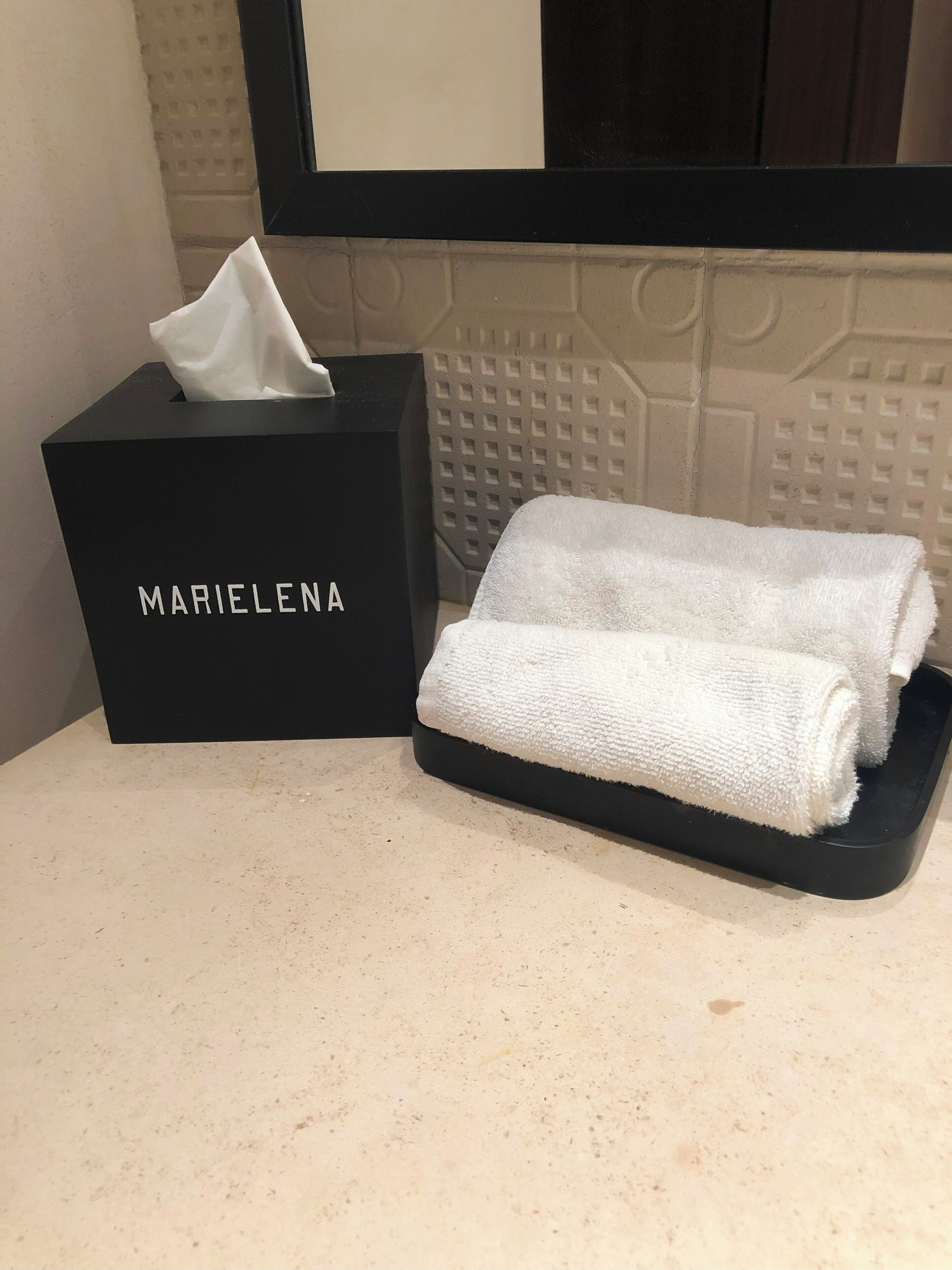 shower, rainfall showerhead, free toiletries, hair dryer