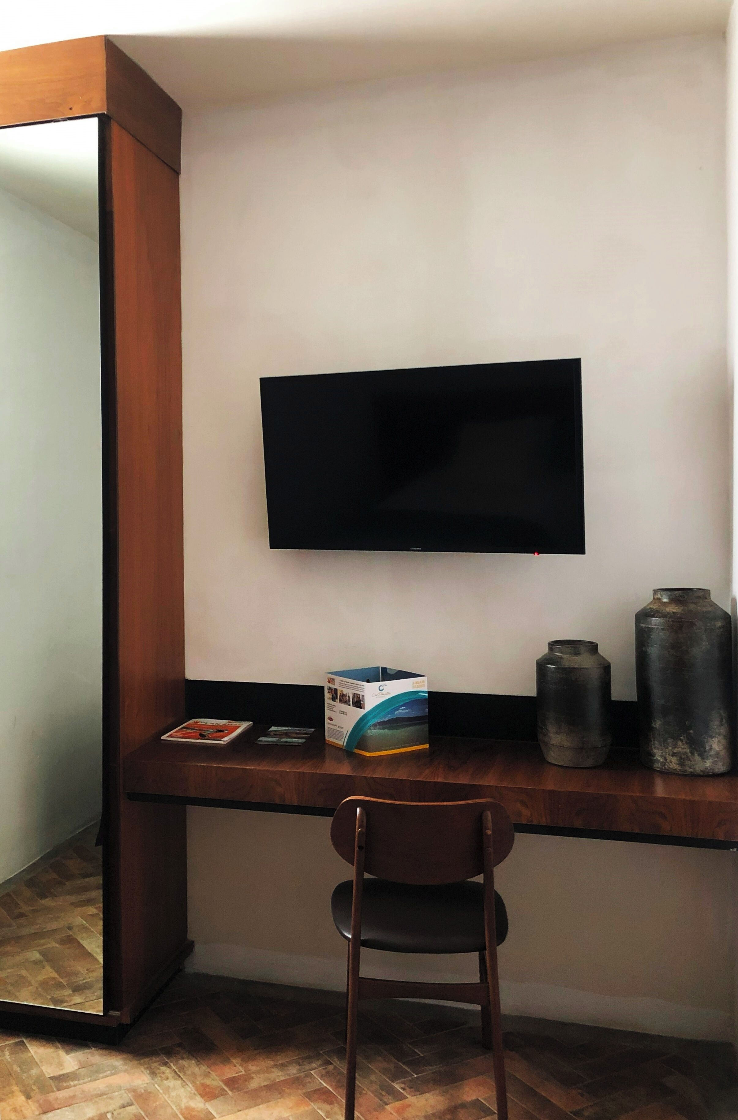 premium room | 1 bedroom, in-room safe, desk, soundproofing