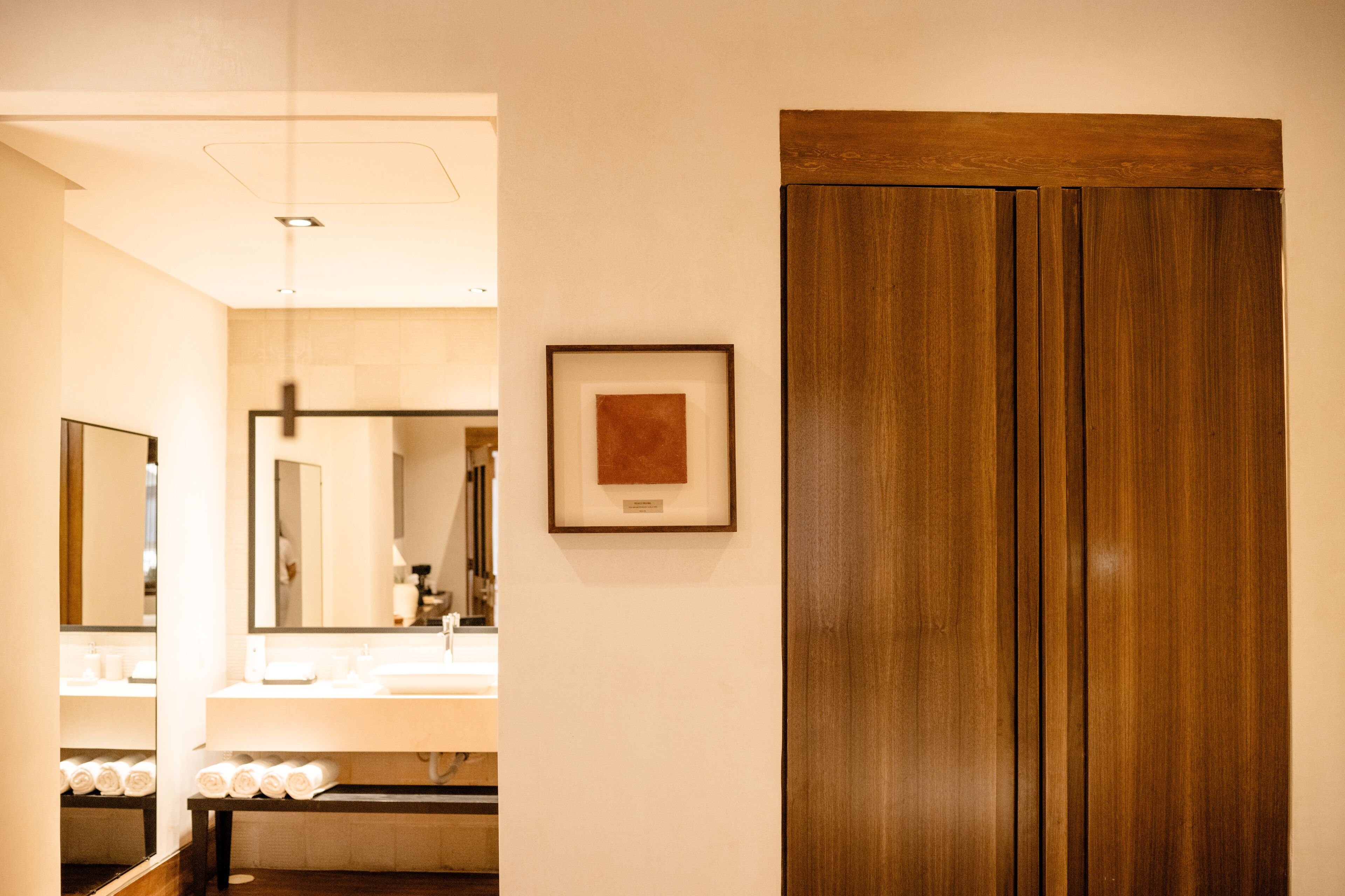 shower, rainfall showerhead, free toiletries, hair dryer