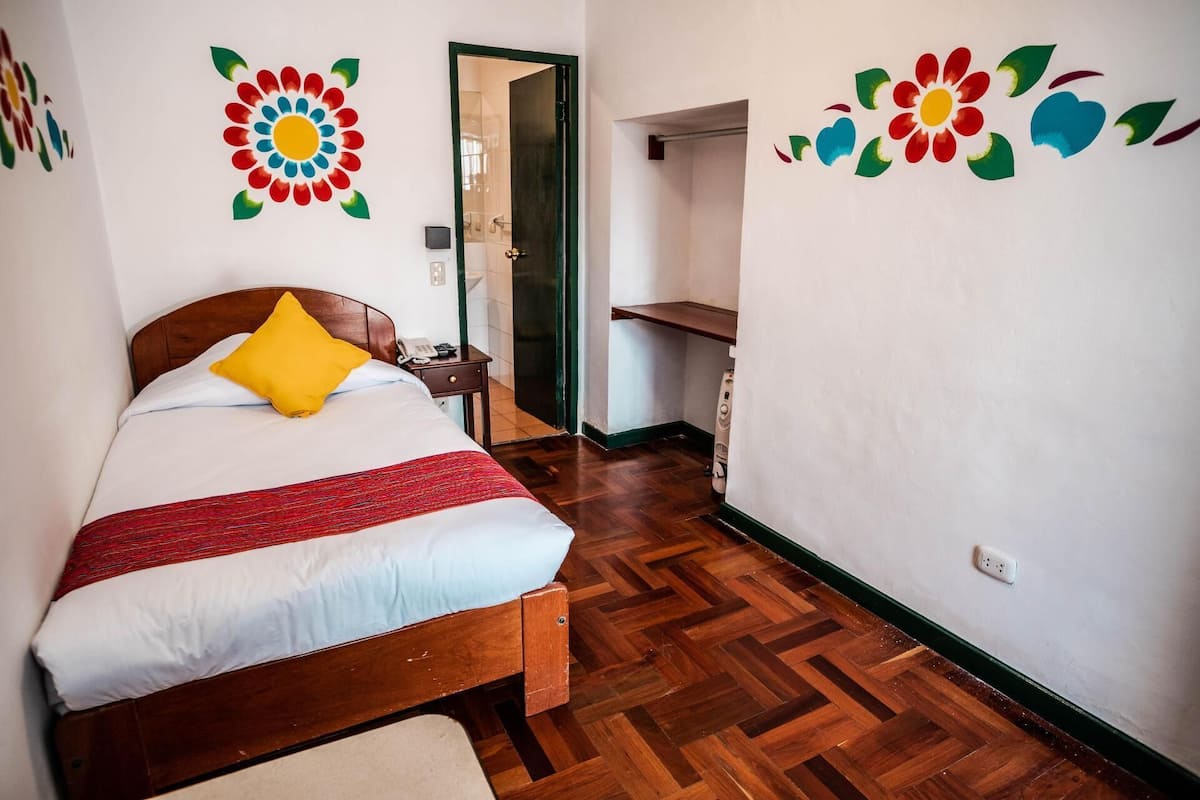 Down comforters, in-room safe, WiFi (free), bed sheets