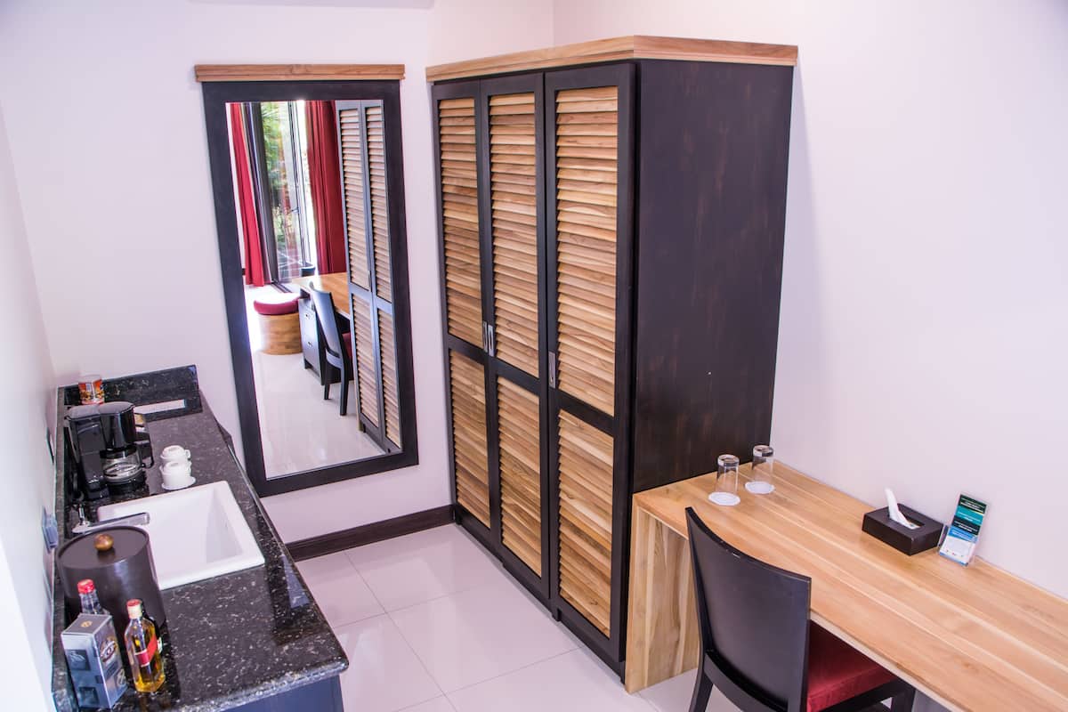 1 bedroom, minibar, in-room safe, desk