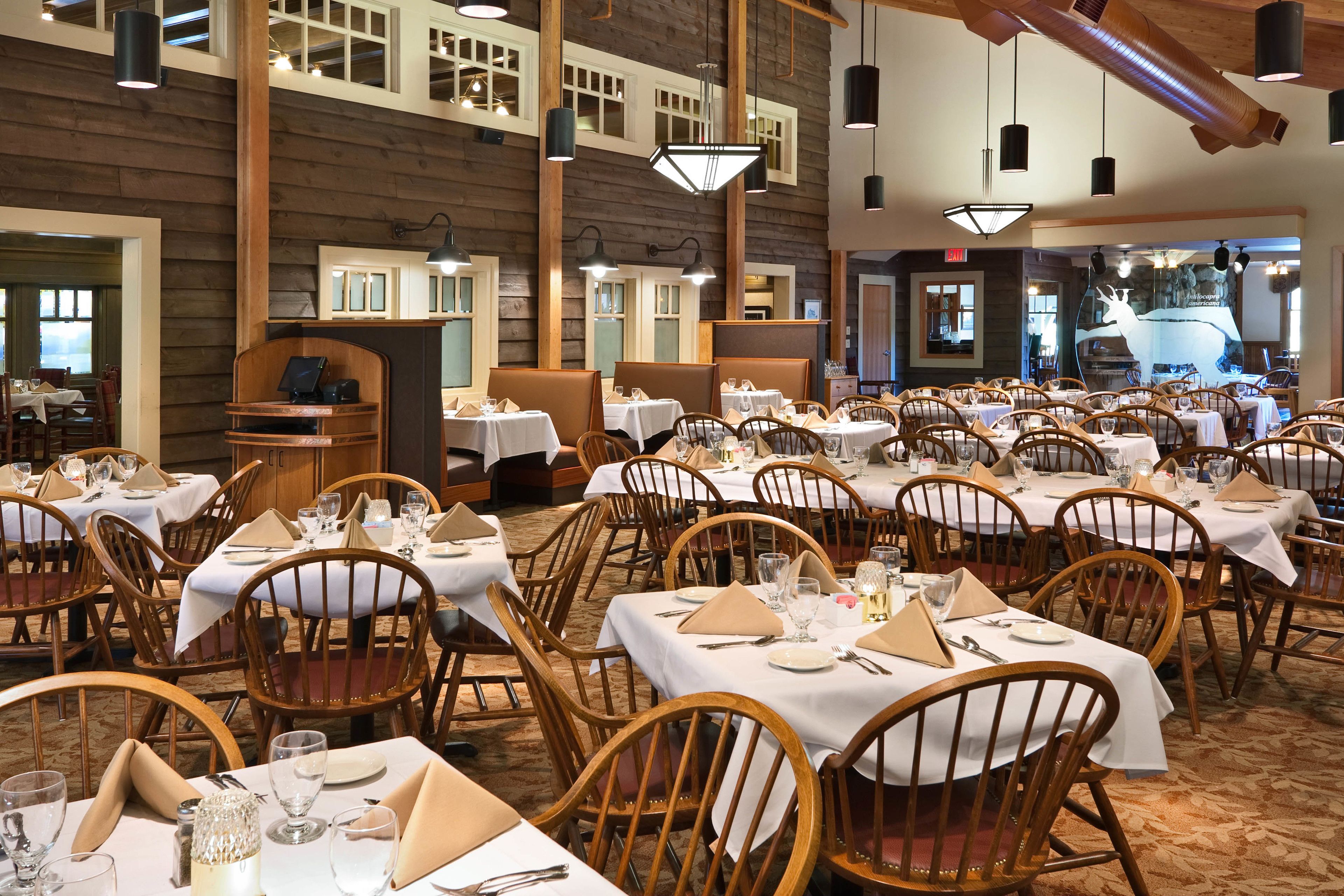 breakfast, lunch, dinner served; garden views