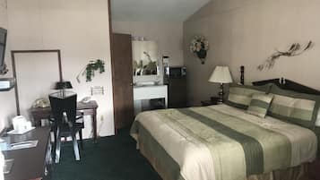 Deluxe Room, 1 King Bed, Non Smoking